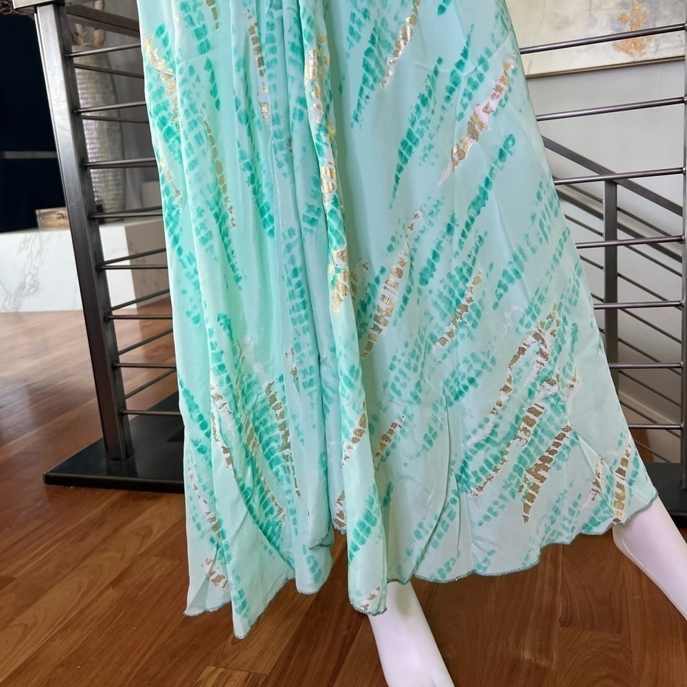 Metallic Print Halter Maxi Dress - Picture 2 of 14